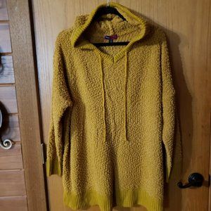 Plus Size Gold Sweater 2X